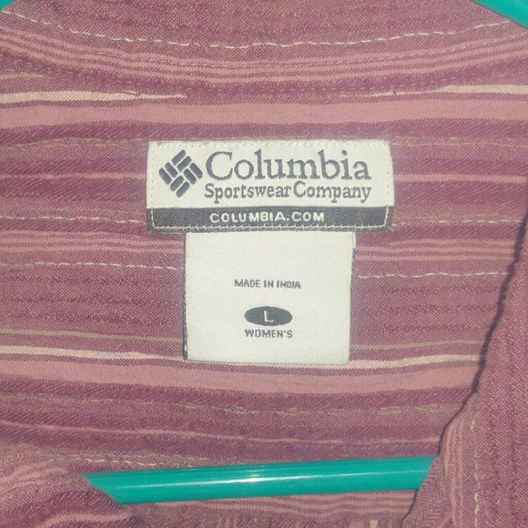Columbia Sportswear Women's L Button Shirt - Picture 3 of 3